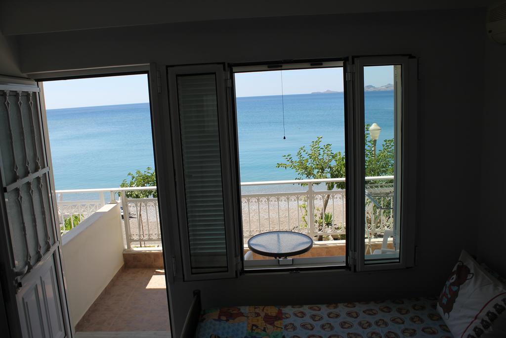 Haraki Aqua Blue Apartment Екстериор снимка